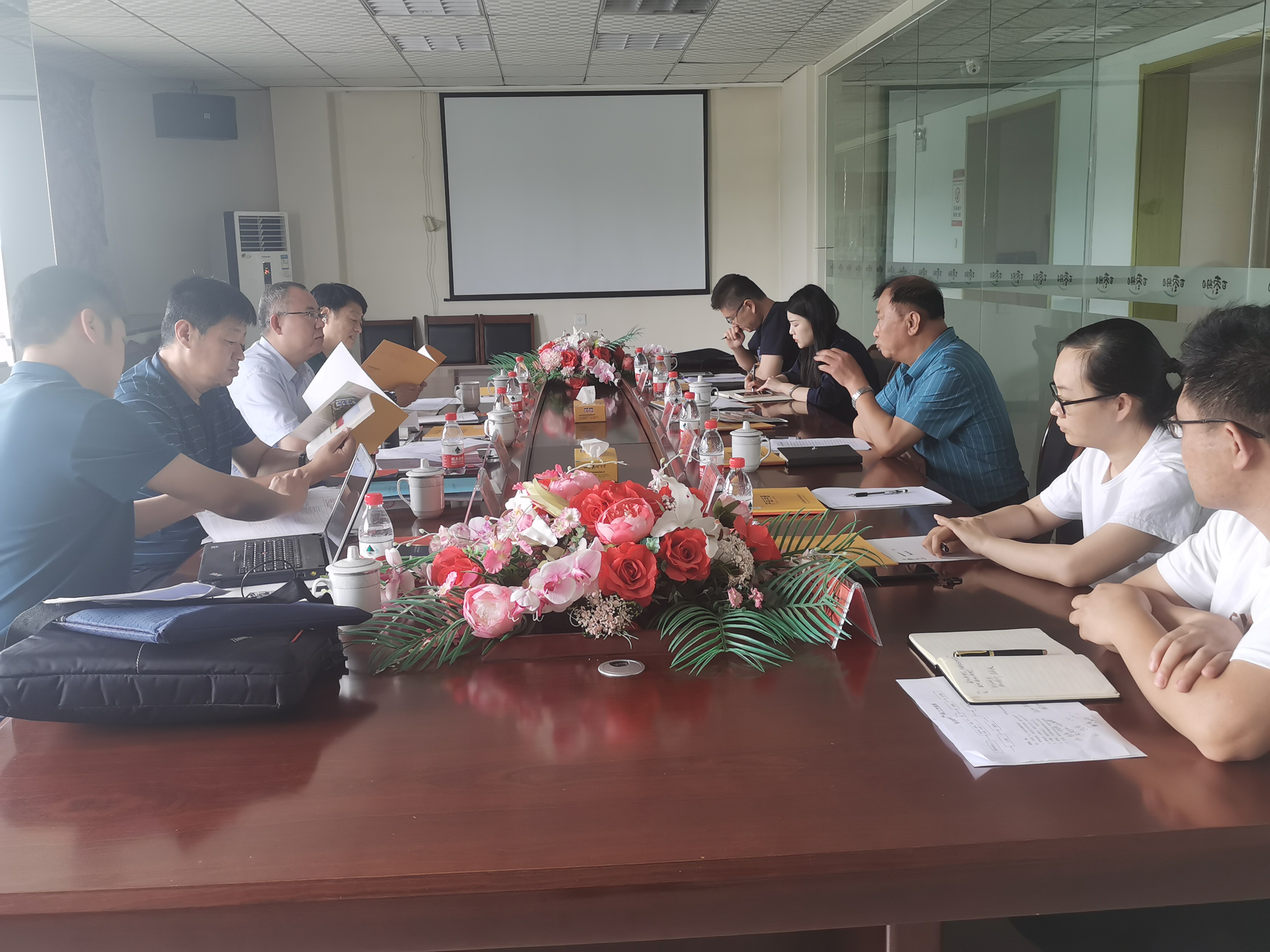 省级人才项目资金绩效评价组莅临 天津恒运能源集团旗下农业产业百枣纲目参观评价