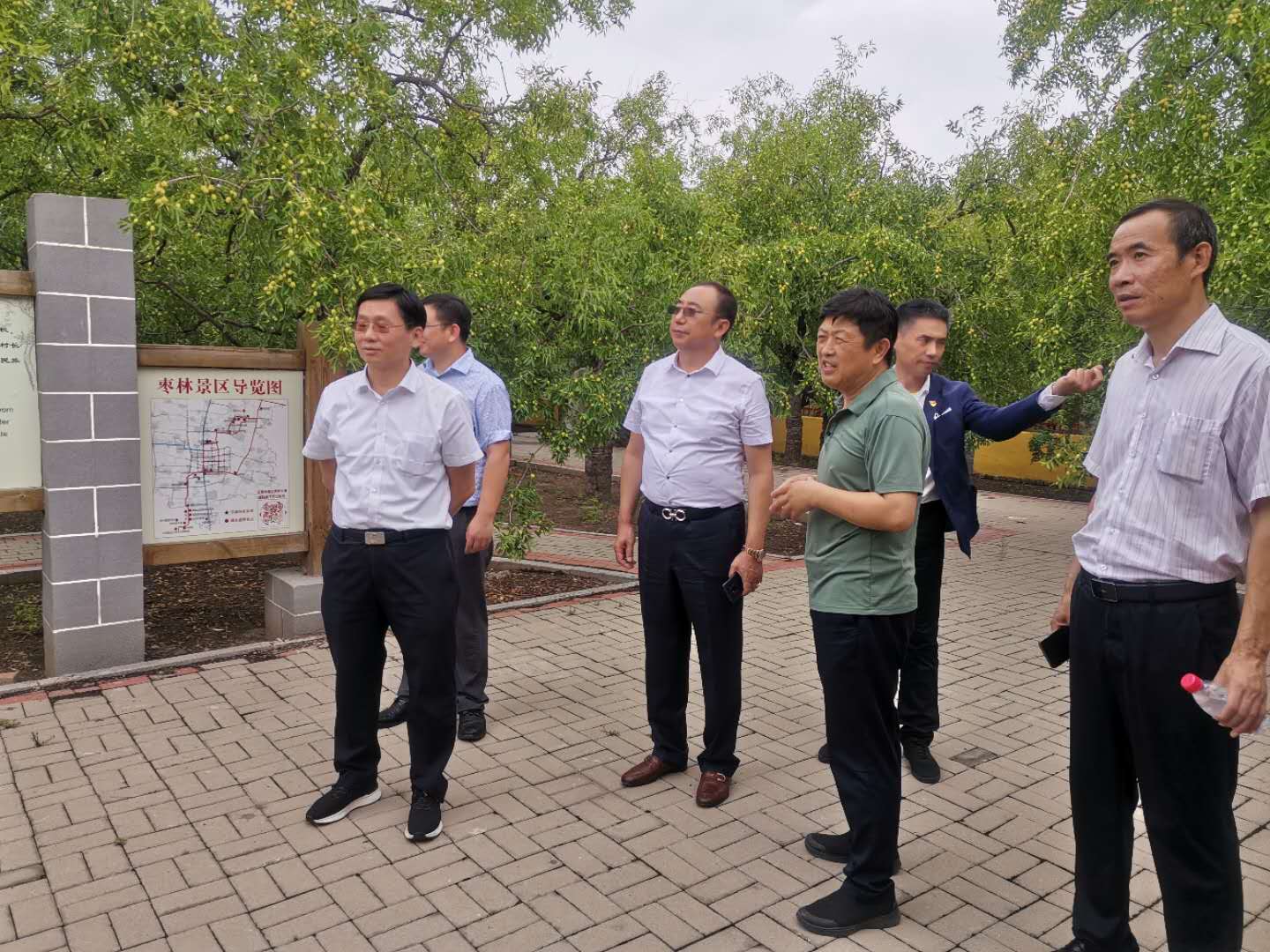 天津市发改委领导孙虎军一行莅临恒运集团旗下百枣纲目（集团）参观考察