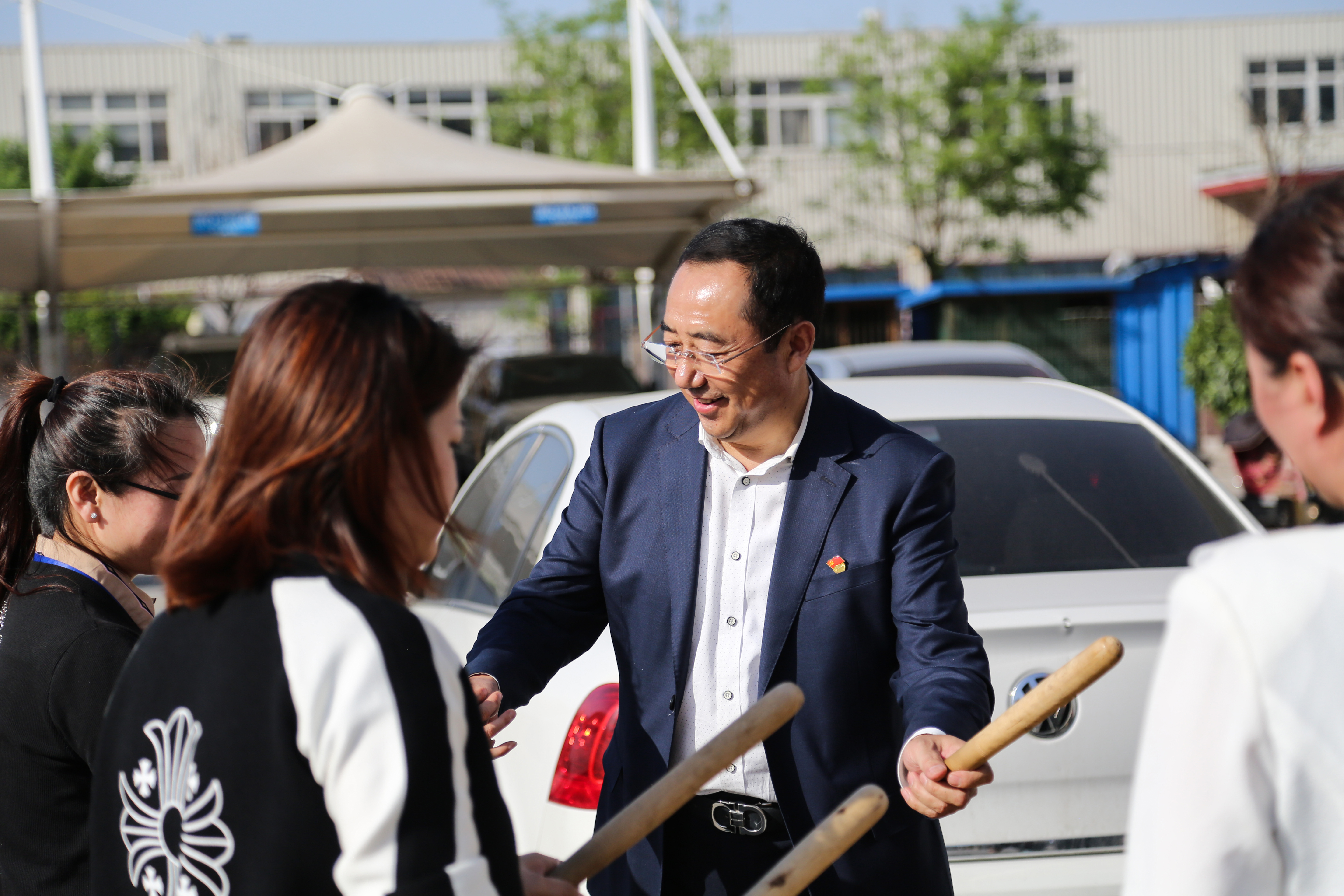 弘扬传统文化 彰显恒运魅力 恒运能源集团欢喜闹秧歌