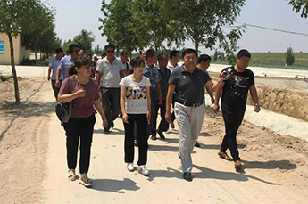 山东省海洋与渔业厅科技推广站站长黄树庆一行莅临清洋湖参观调研