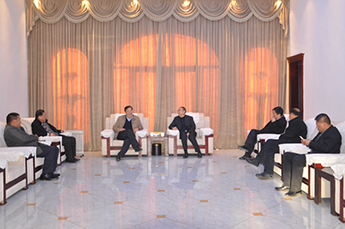 中国国际经济技术交流中心南南合作处处长赵永利一行 莅临恒运能源集团农业产业百枣纲目(集团)考察调研