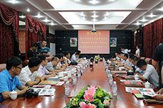 德州市领导和乐陵市领导及新闻媒体采访团一行莅临恒运能源集团考察指导工作并进行专题采访