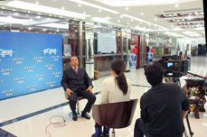 恒运能源集团董事局主席李长云接受上海电视台《第一财经频道》采访