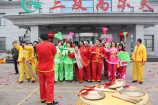 庆元宵佳节 展恒运风采