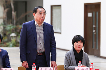 恒运能源集团董事局主席、天津德州商会会长李长云参加“关注孤独症儿童”捐赠仪式